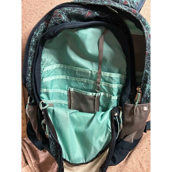 The North Face Isabella Laptop Backpack **FLAWS** - Picture 9 of 10
